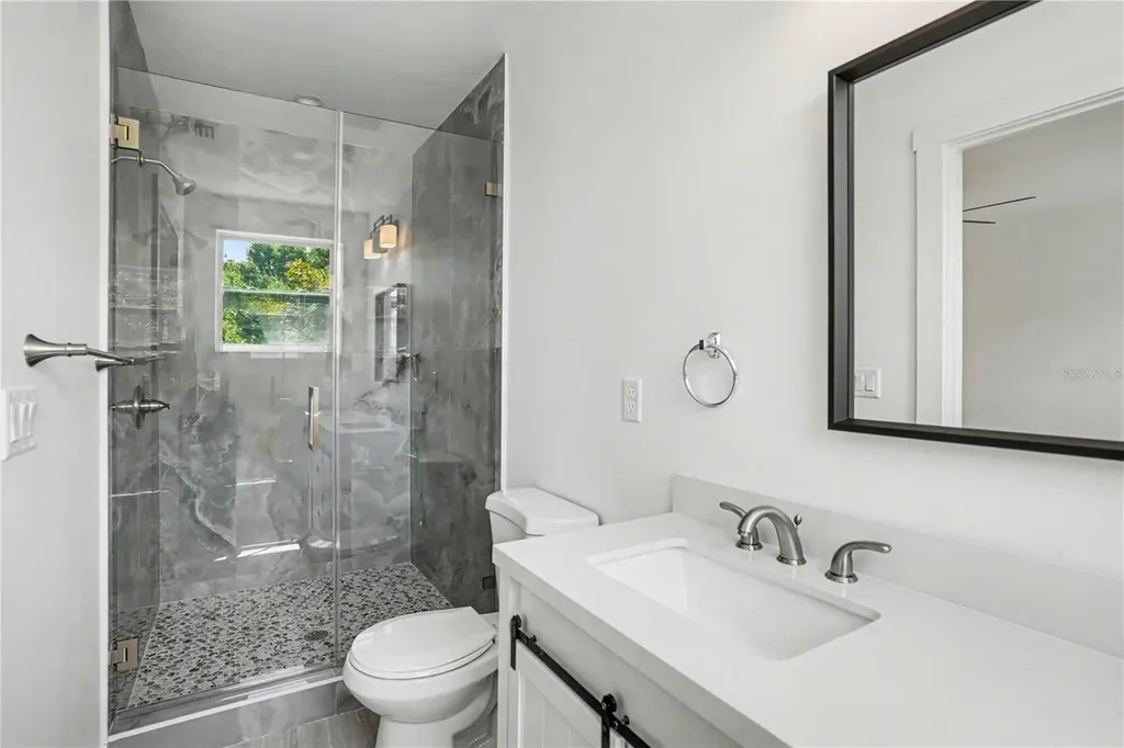2328 W Spruce Street Tampa FL 33607