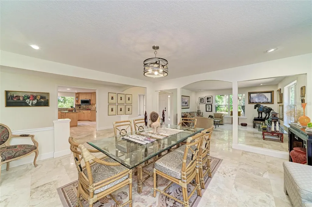 3705 62nd Street E Bradenton FL 34208