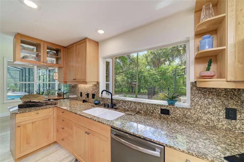 3705 62nd Street E Bradenton FL 34208