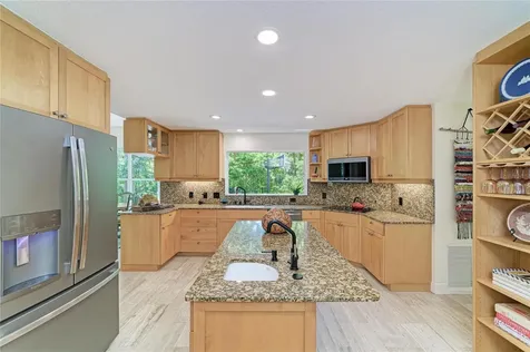 3705 62nd Street E Bradenton FL 34208