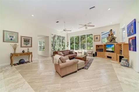 3705 62nd Street E Bradenton FL 34208
