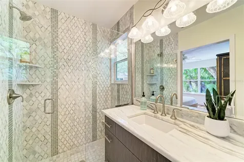 3705 62nd Street E Bradenton FL 34208