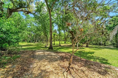 3705 62nd Street E Bradenton FL 34208