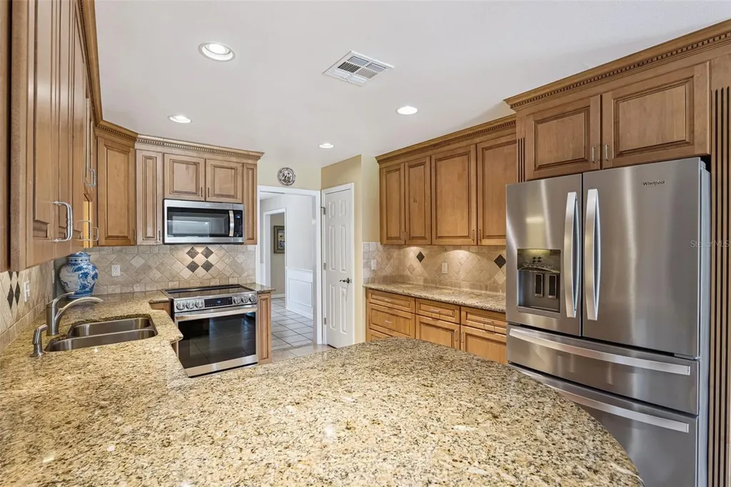 739 Riverbend Boulevard Longwood FL 32779