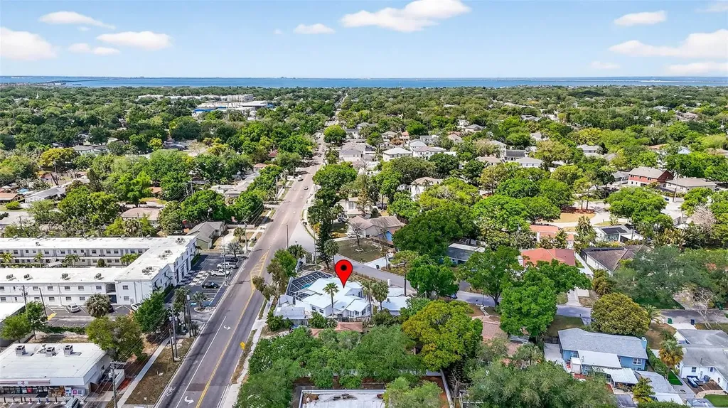 3620 E Tampa Circle Tampa FL 33629