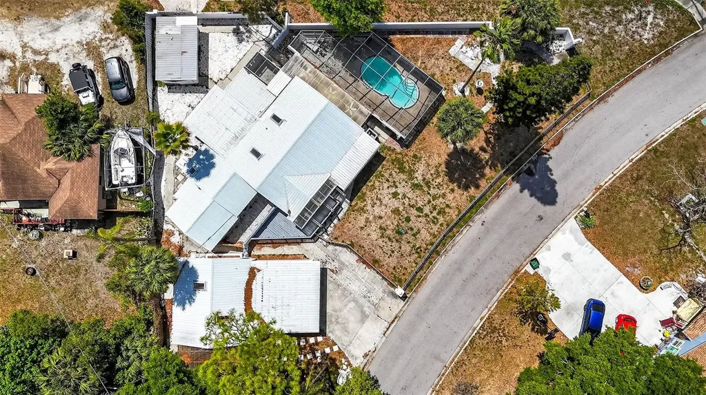 3620 E Tampa Circle Tampa FL 33629