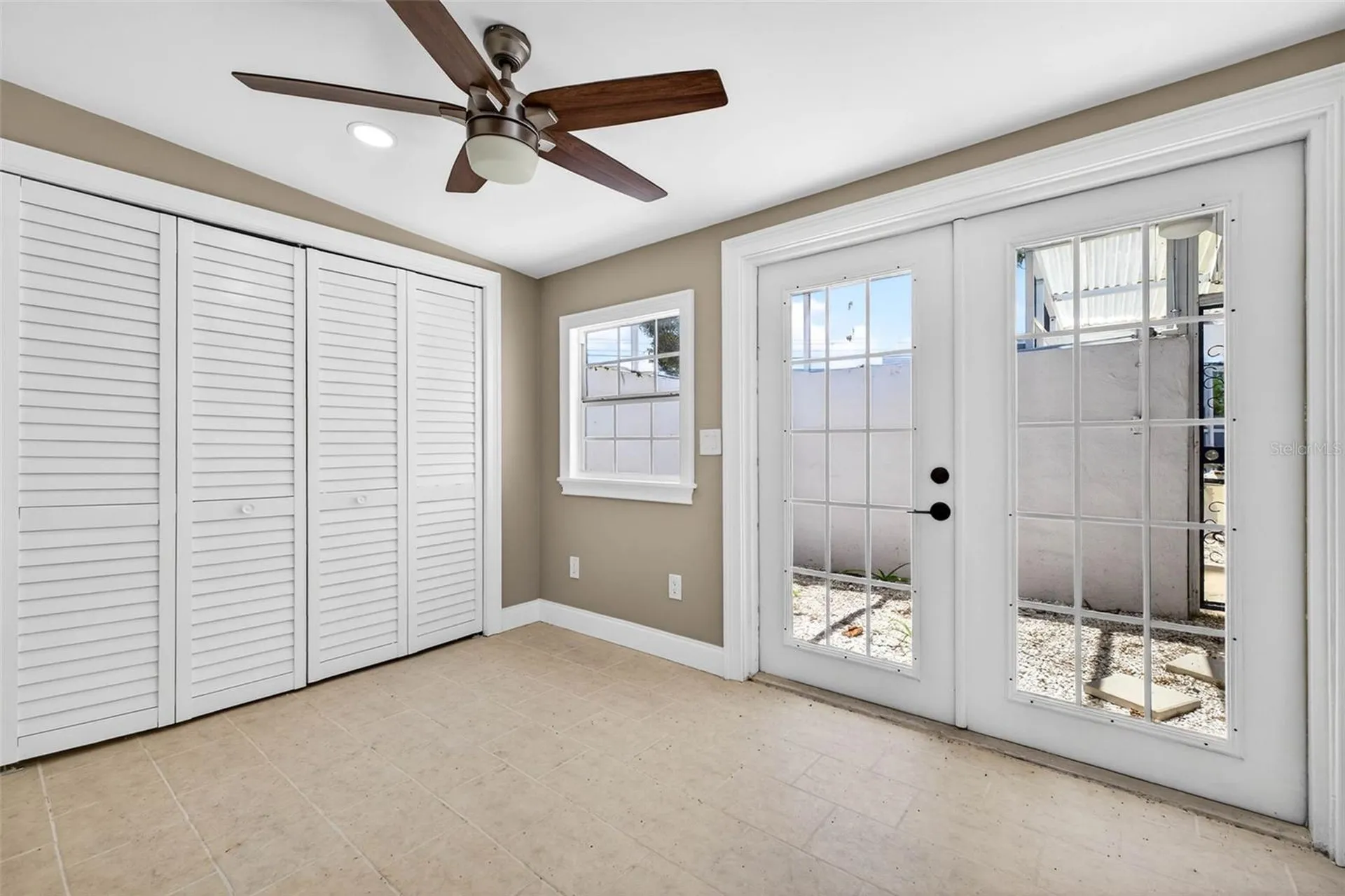 3620 E Tampa Circle Tampa FL 33629