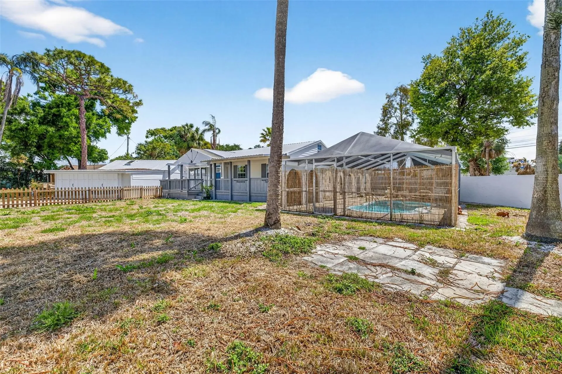 3620 E Tampa Circle Tampa FL 33629