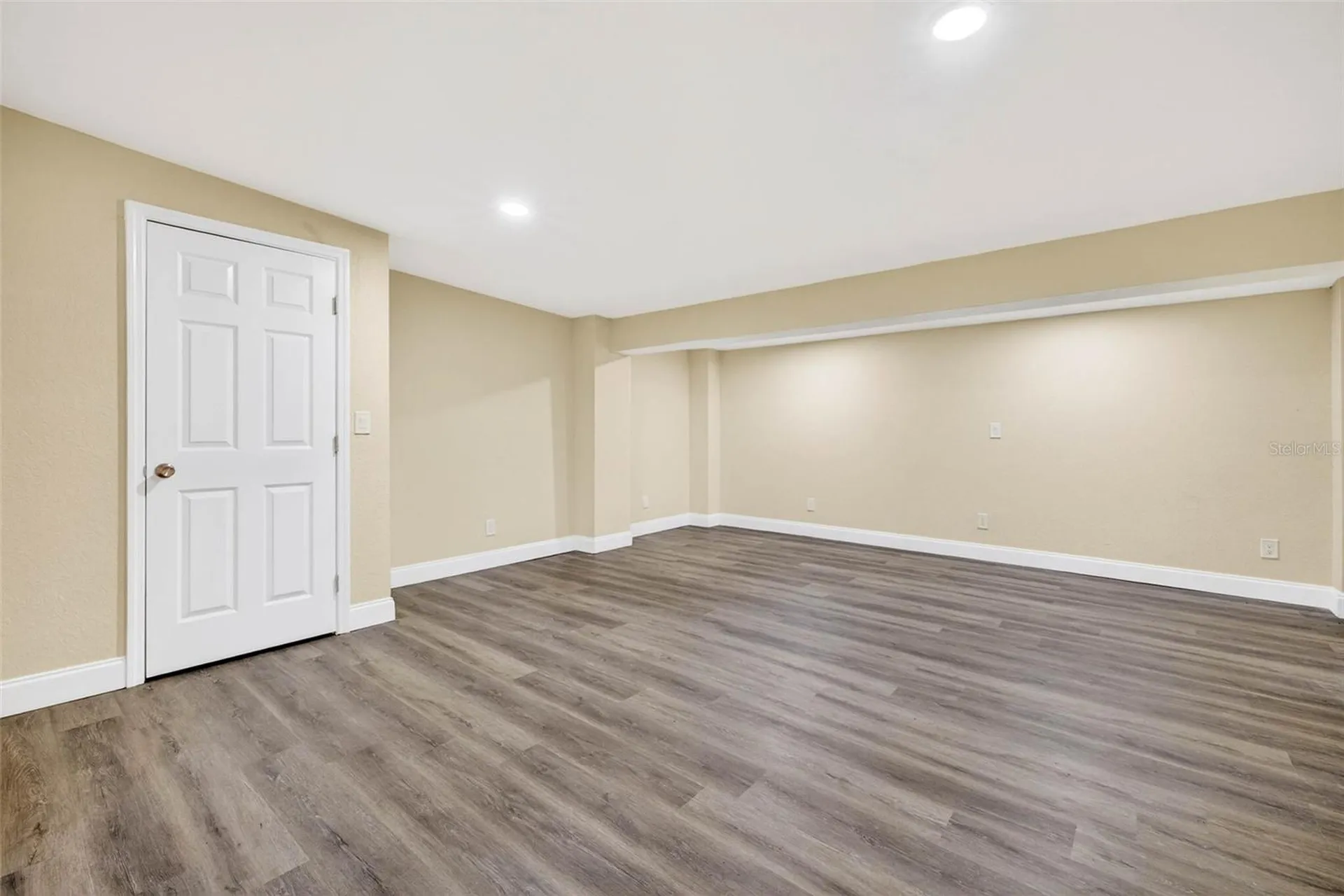 3620 E Tampa Circle Tampa FL 33629