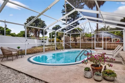 3620 E Tampa Circle Tampa FL 33629