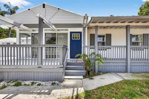 3620 E Tampa Circle Tampa FL 33629