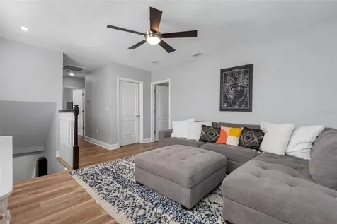 3922 W Bay View Avenue Tampa FL 33611