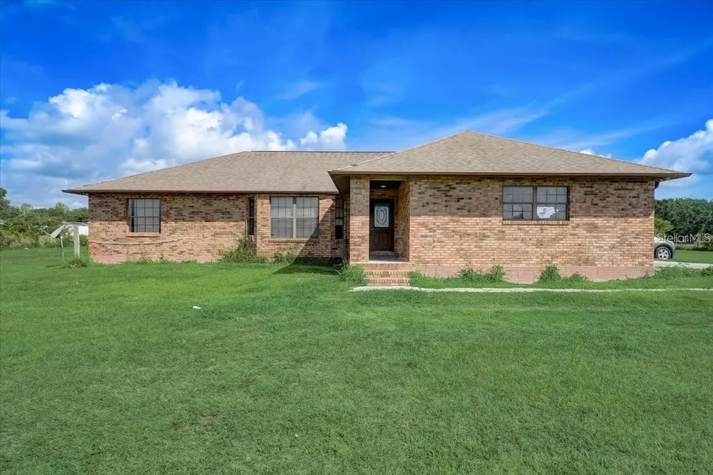 2950 Flounder Creek Road Mims FL 32754