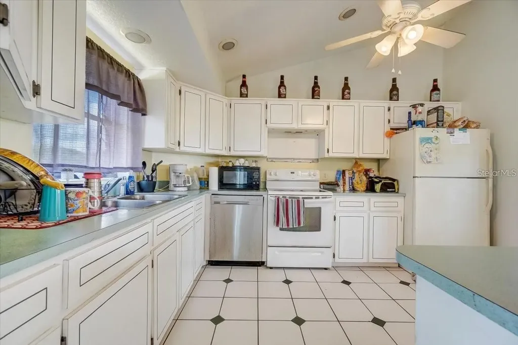 2950 Flounder Creek Road Mims FL 32754