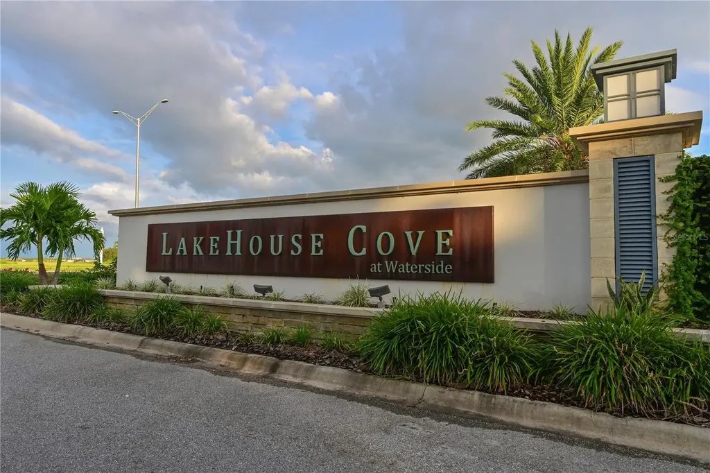 1055 Waterline Court Sarasota FL 34240