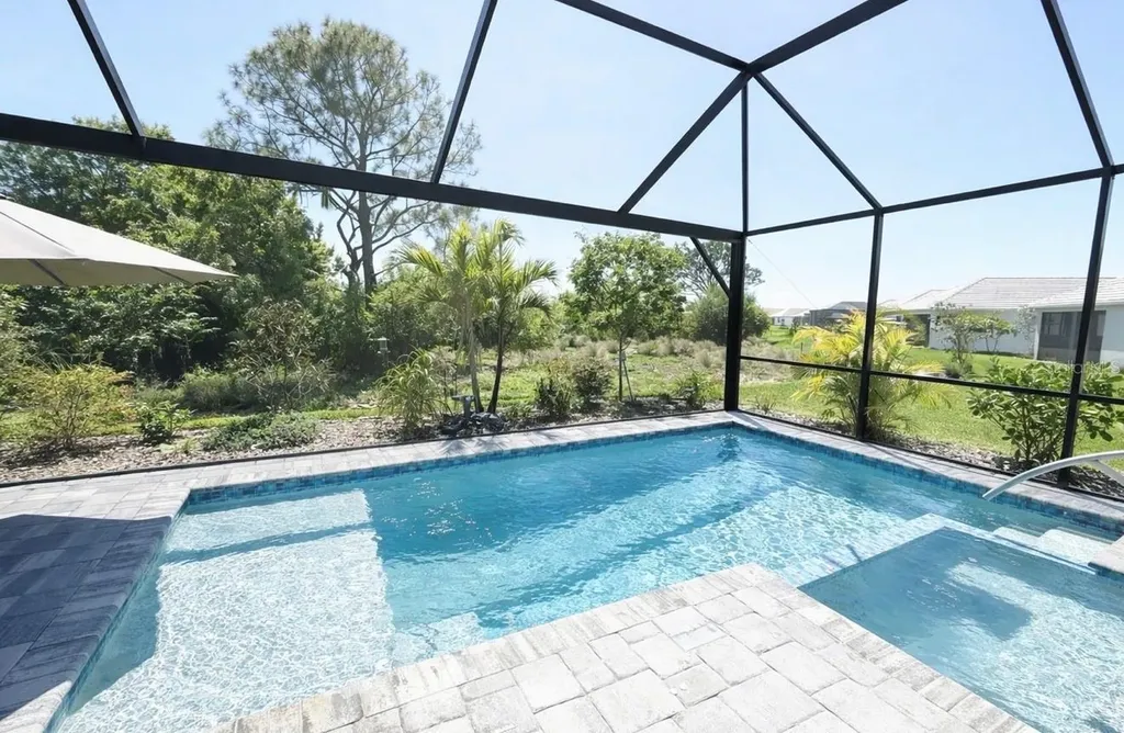 1055 Waterline Court Sarasota FL 34240