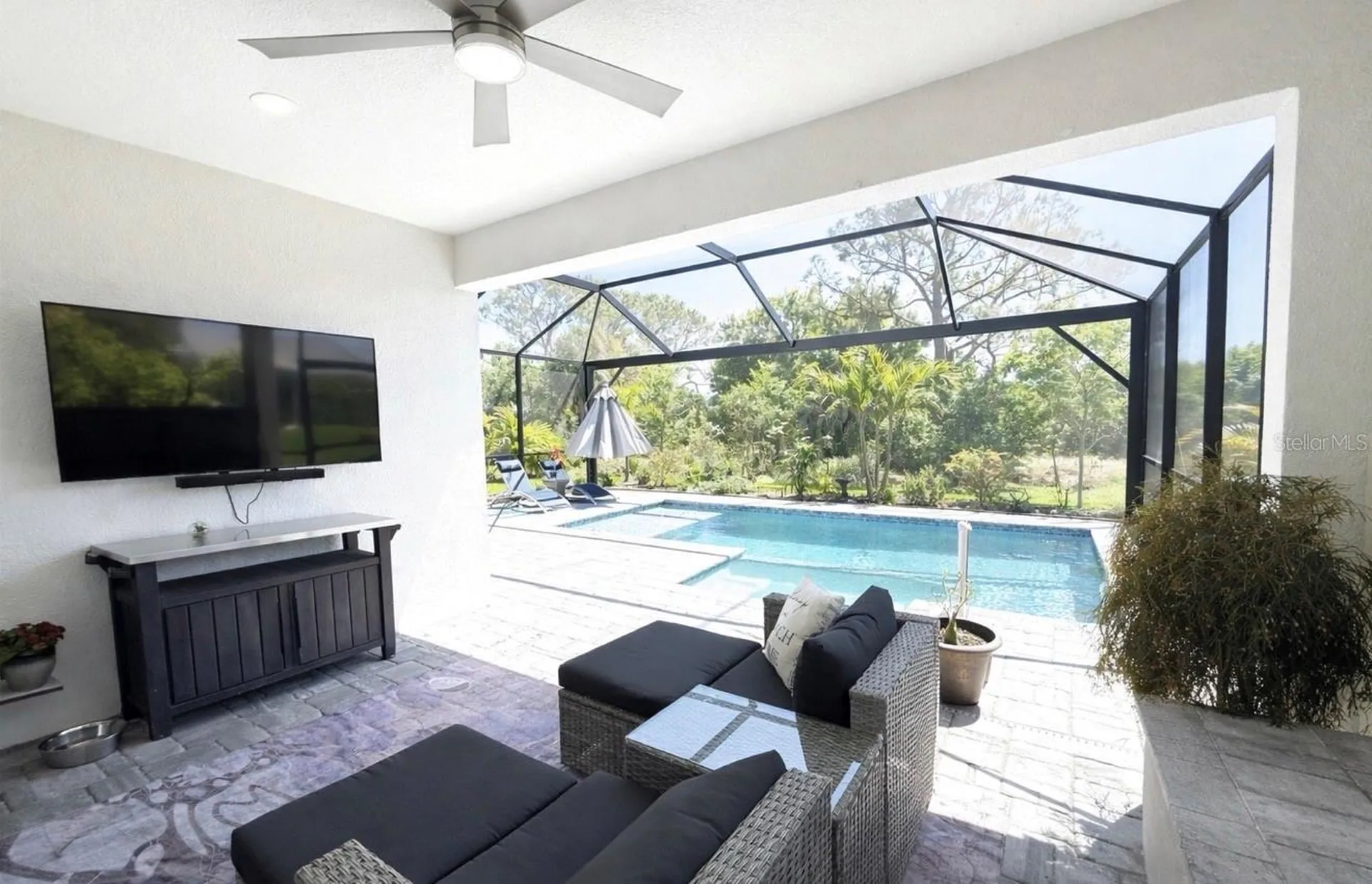 1055 Waterline Court Sarasota FL 34240