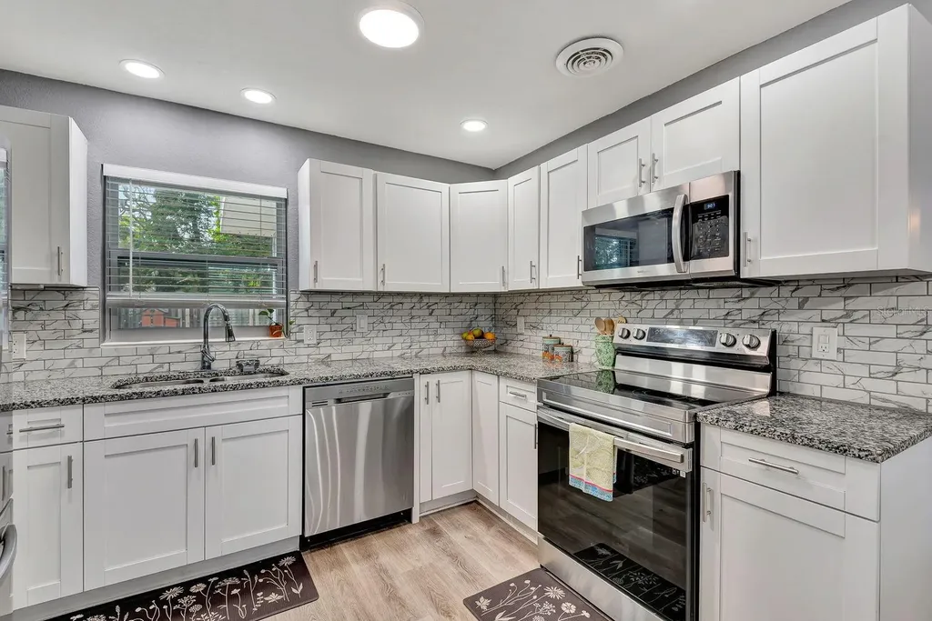 2510 51st Avenue Terrace W Bradenton FL 34207