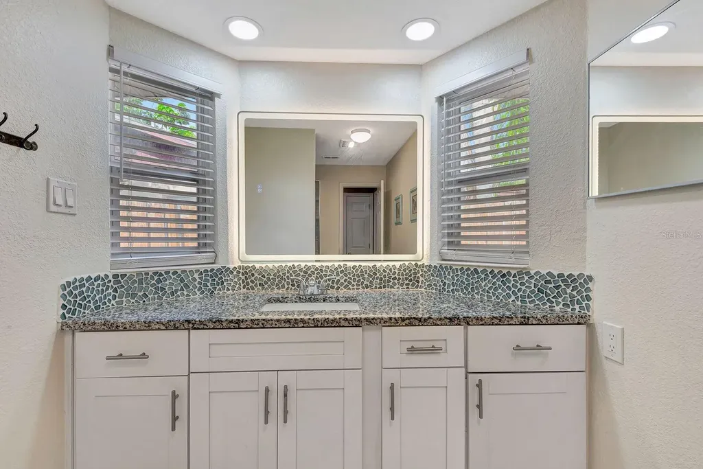 2510 51st Avenue Terrace W Bradenton FL 34207