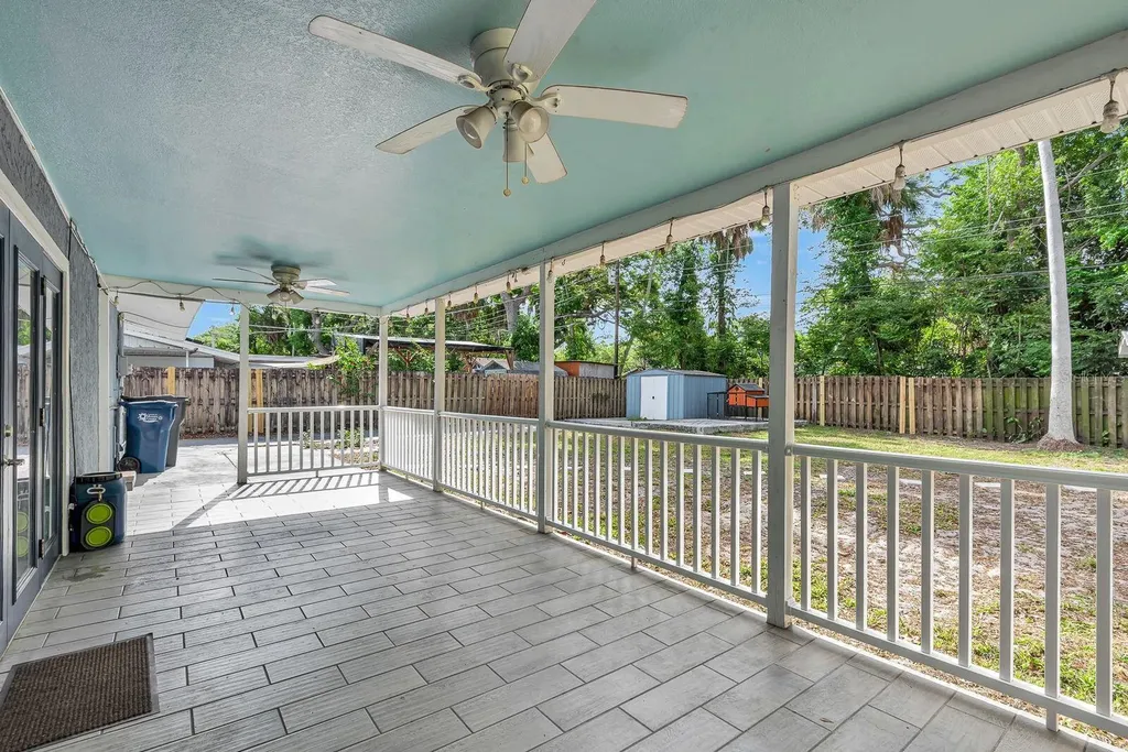 2510 51st Avenue Terrace W Bradenton FL 34207