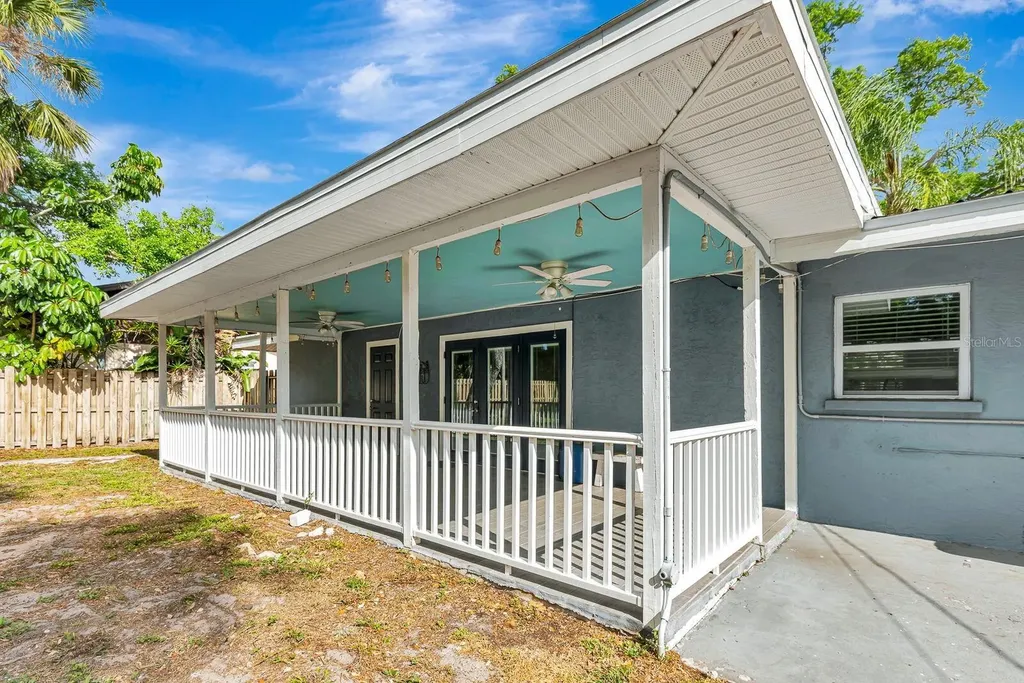 2510 51st Avenue Terrace W Bradenton FL 34207