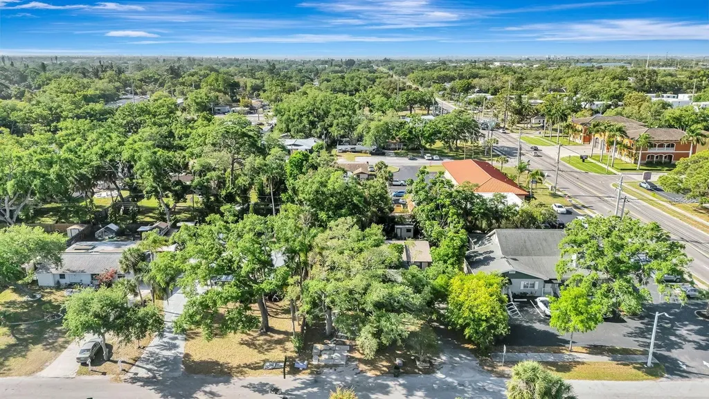 2510 51st Avenue Terrace W Bradenton FL 34207
