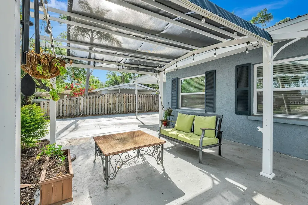 2510 51st Avenue Terrace W Bradenton FL 34207