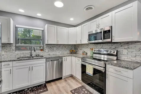 2510 51st Avenue Terrace W Bradenton FL 34207