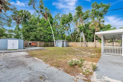 2510 51st Avenue Terrace W Bradenton FL 34207