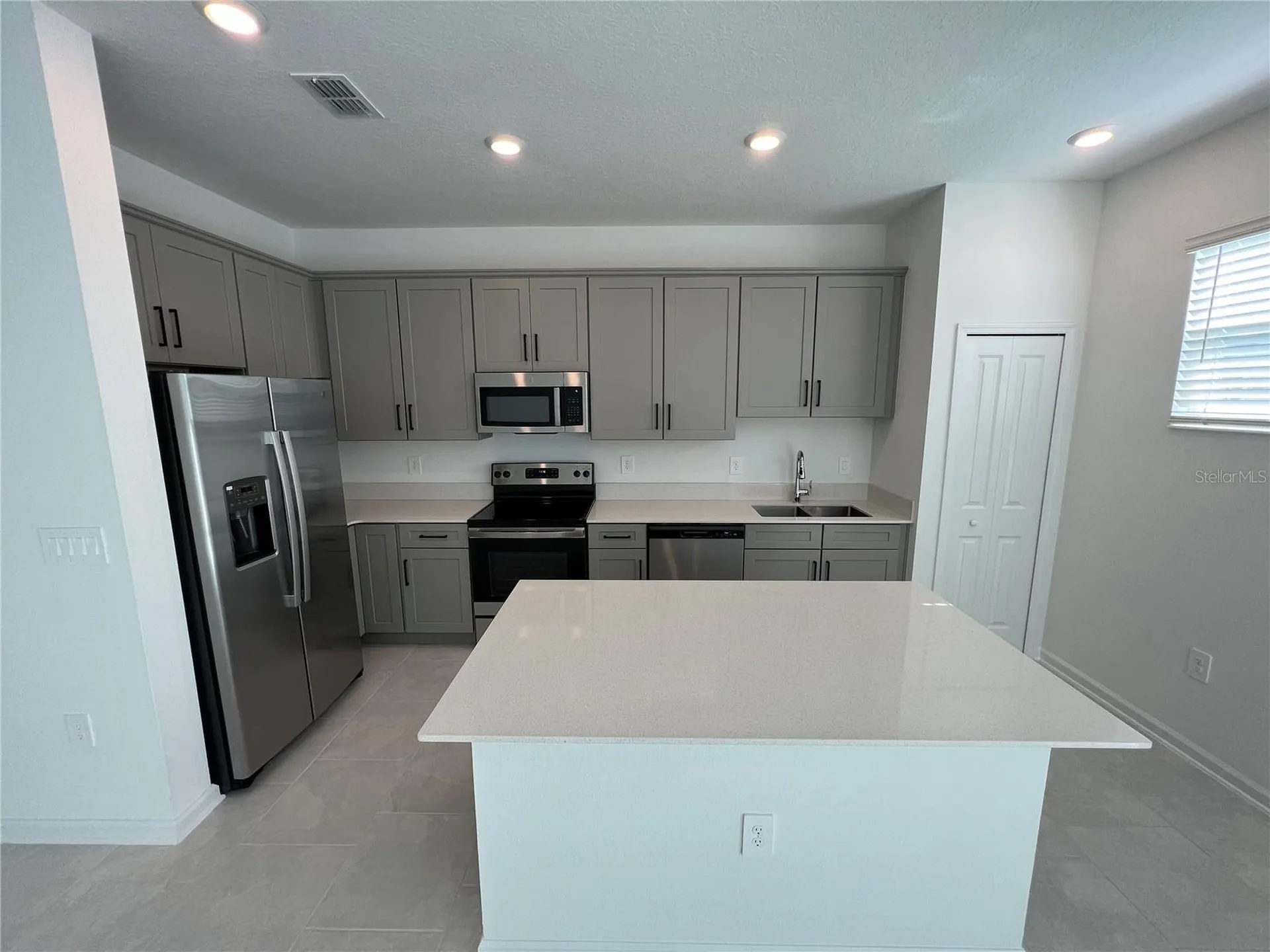 2309 Brook Marsh Loop Kissimmee FL 34747
