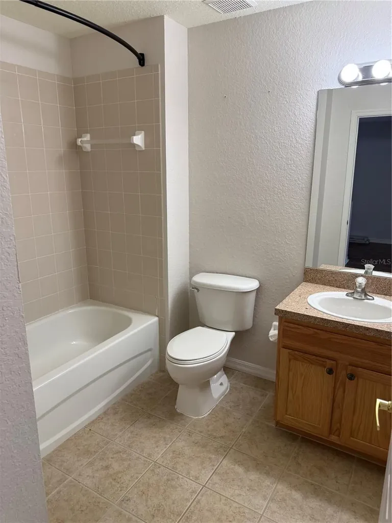 1715 Hammocks Avenue Lutz FL 33549
