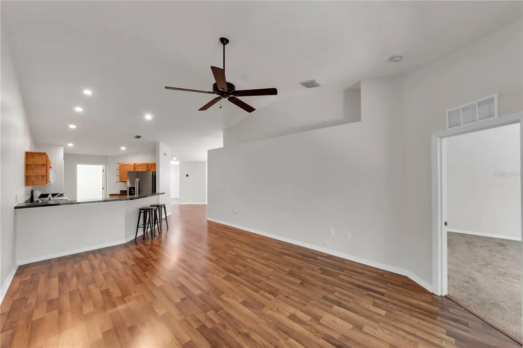 1715 Hammocks Avenue Lutz FL 33549