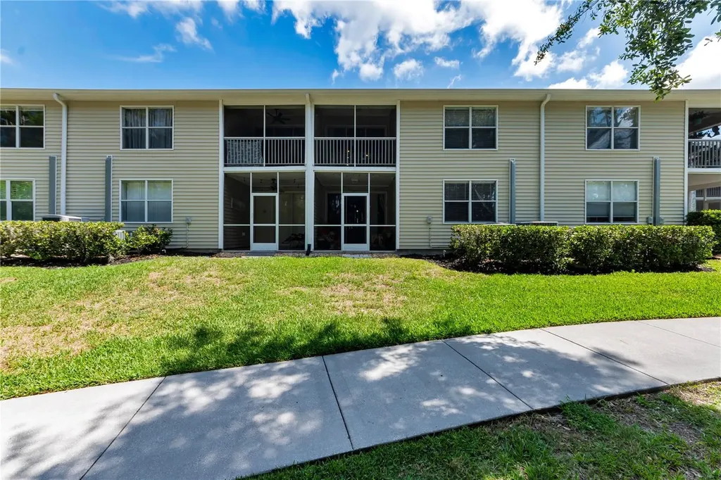 1715 Hammocks Avenue Lutz FL 33549