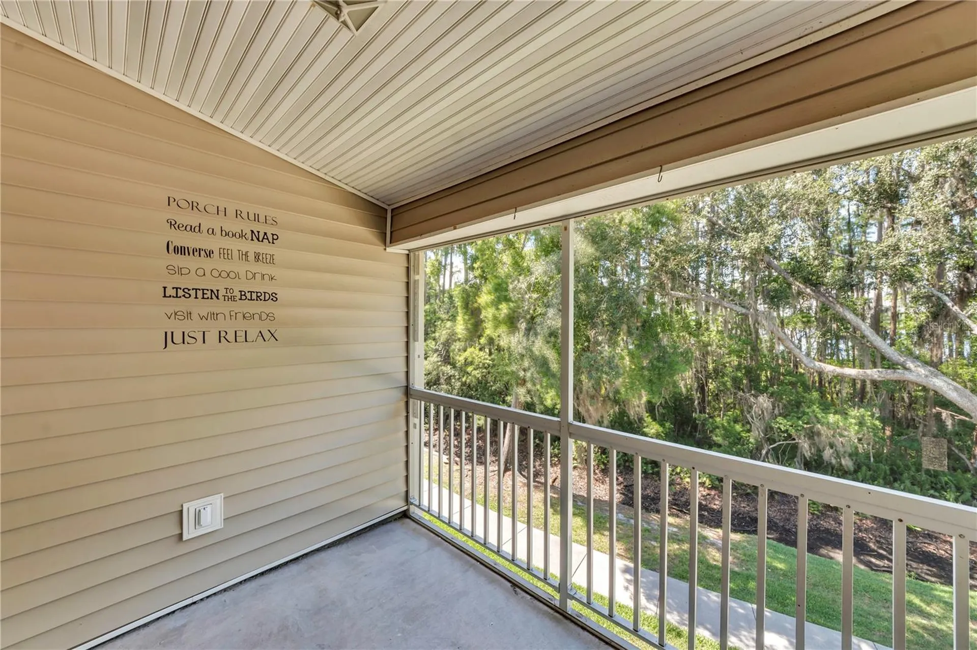 1715 Hammocks Avenue Lutz FL 33549
