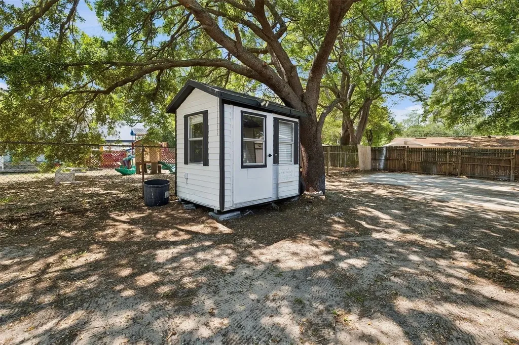232 Noxon Street Auburndale FL 33823