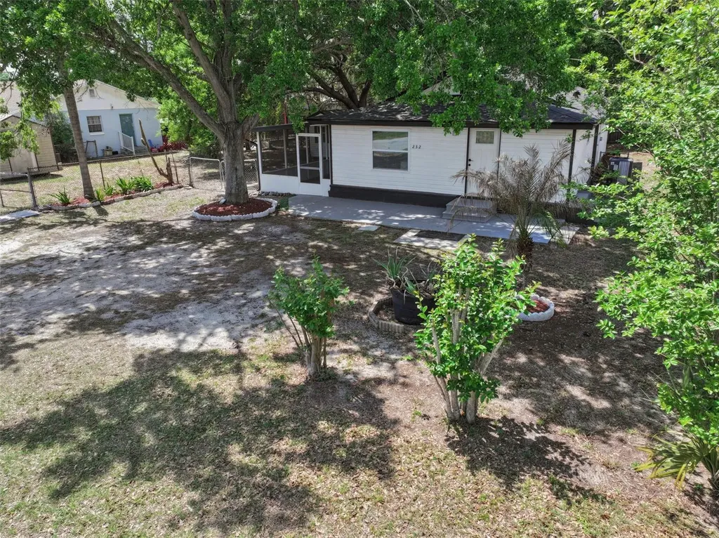 232 Noxon Street Auburndale FL 33823