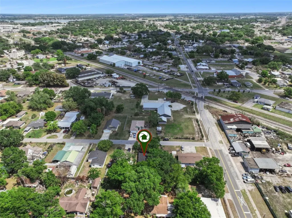 232 Noxon Street Auburndale FL 33823