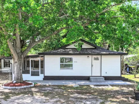 232 Noxon Street Auburndale FL 33823