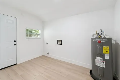 232 Noxon Street Auburndale FL 33823