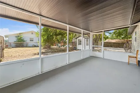 232 Noxon Street Auburndale FL 33823