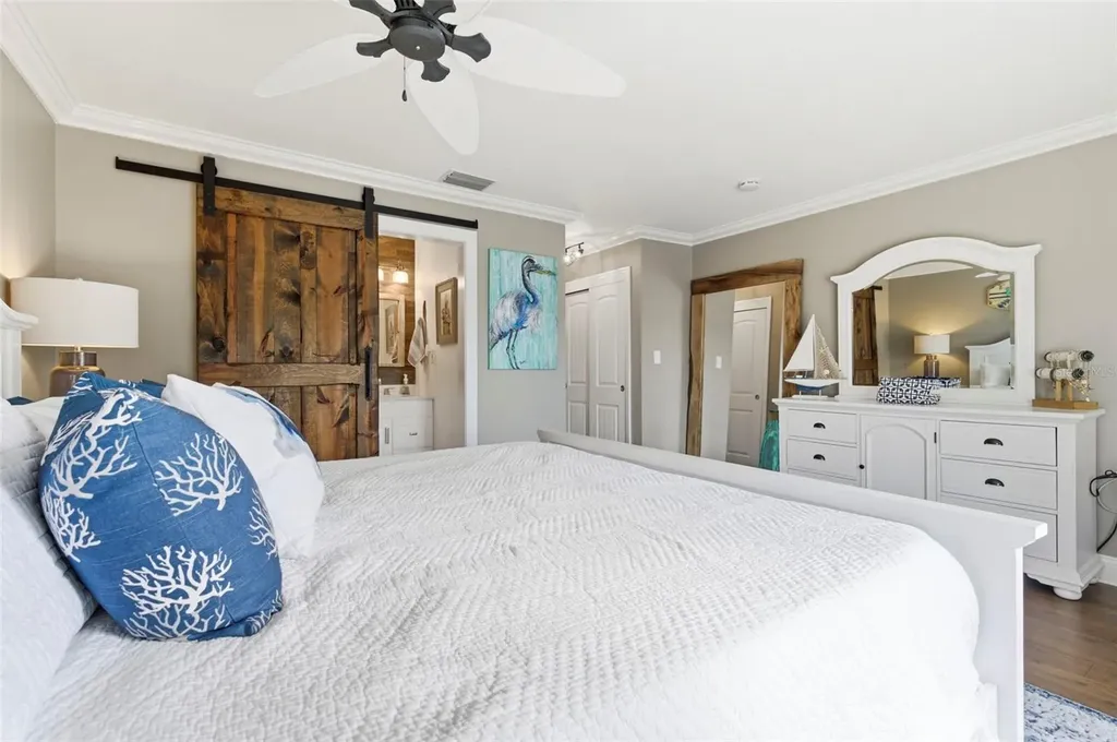 4751 Coquina Key Drive SE St Petersburg FL 33705