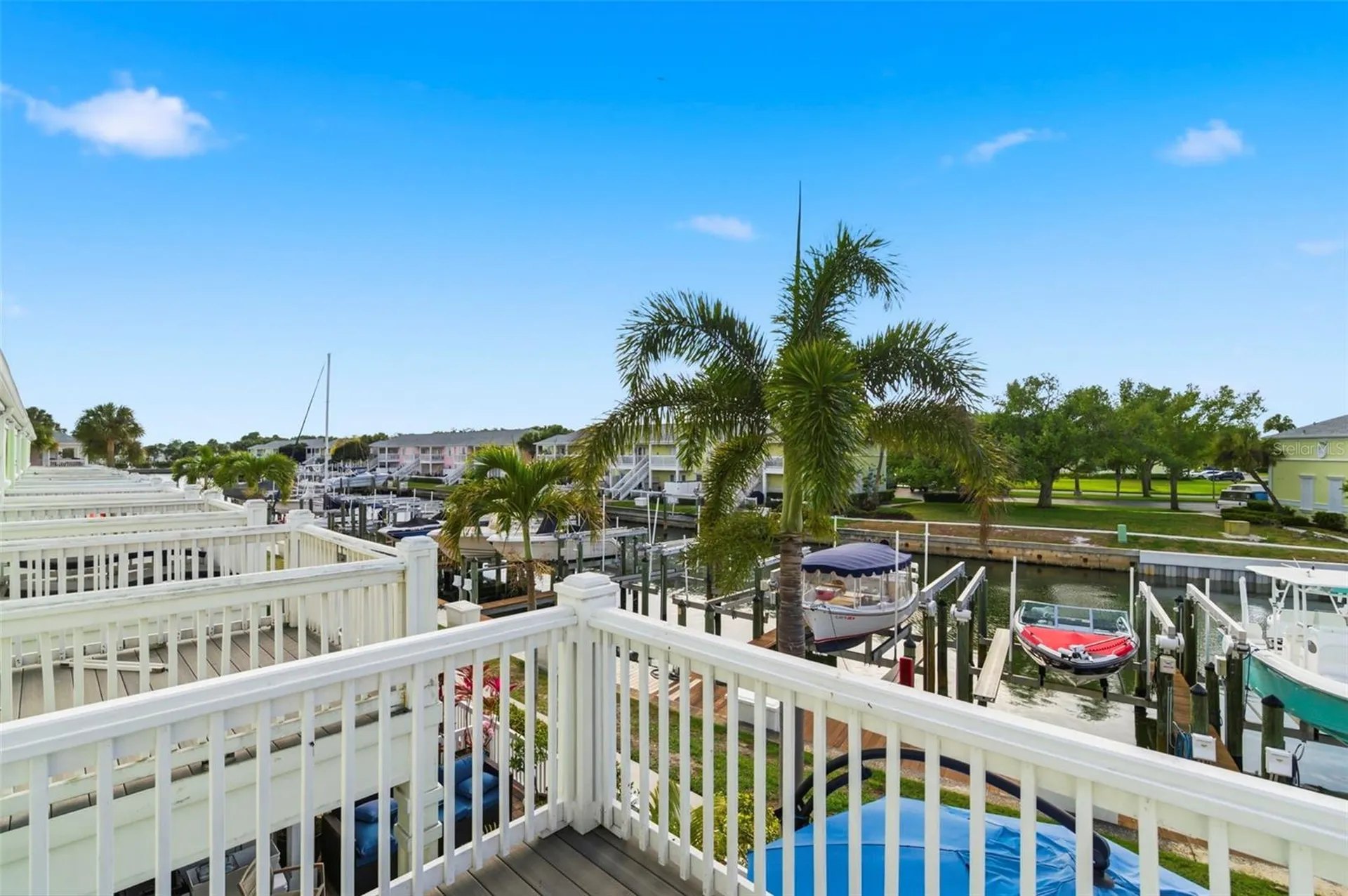4751 Coquina Key Drive SE St Petersburg FL 33705