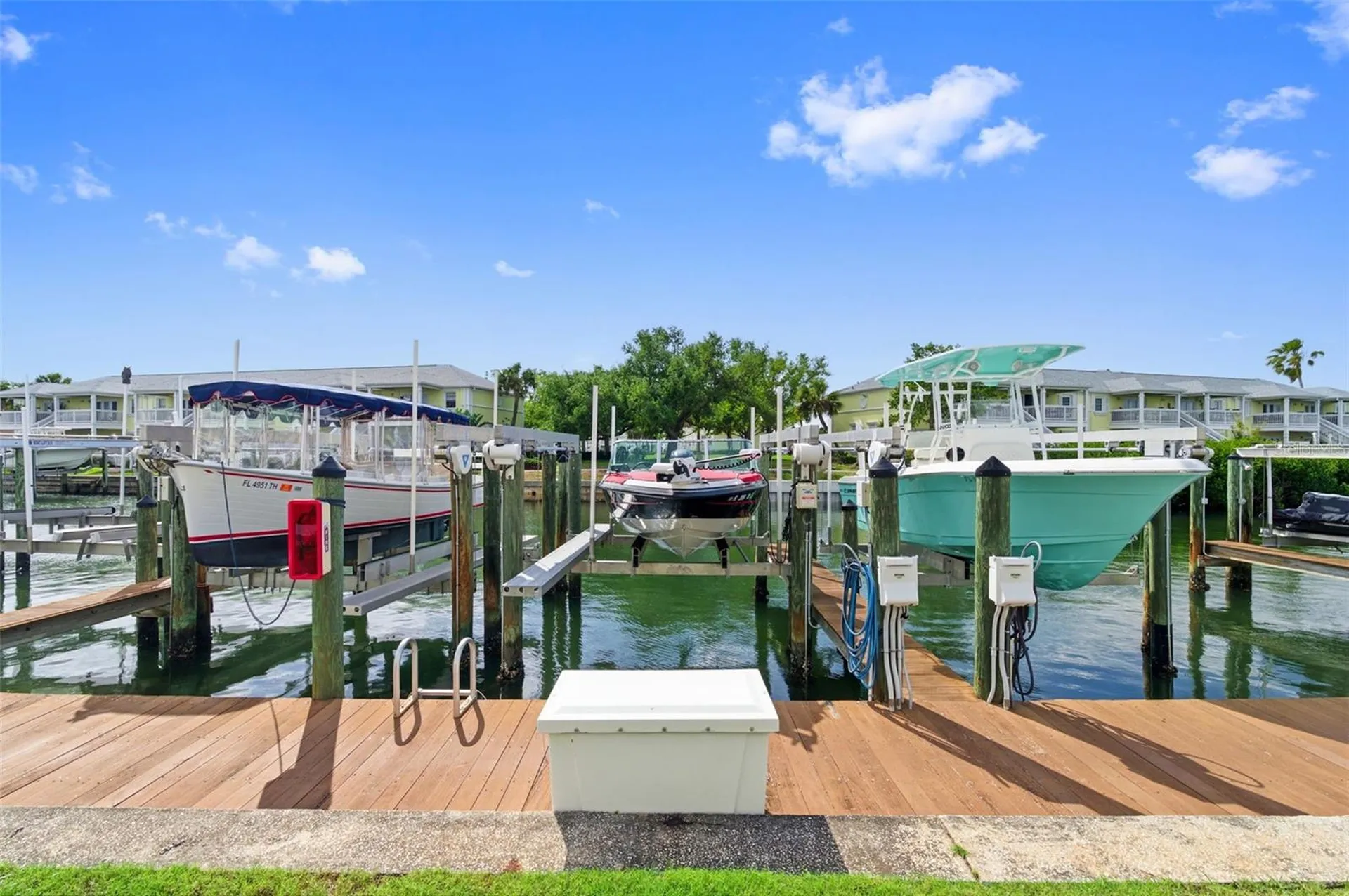 4751 Coquina Key Drive SE St Petersburg FL 33705