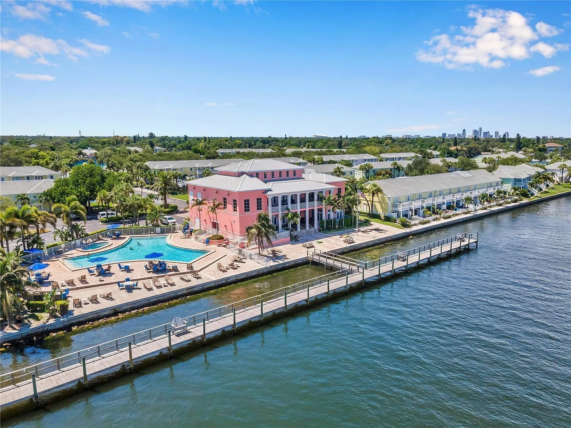 4751 Coquina Key Drive SE St Petersburg FL 33705