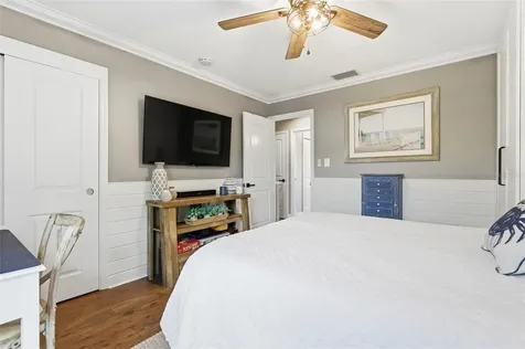 4751 Coquina Key Drive SE St Petersburg FL 33705