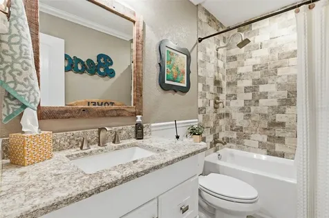 4751 Coquina Key Drive SE St Petersburg FL 33705