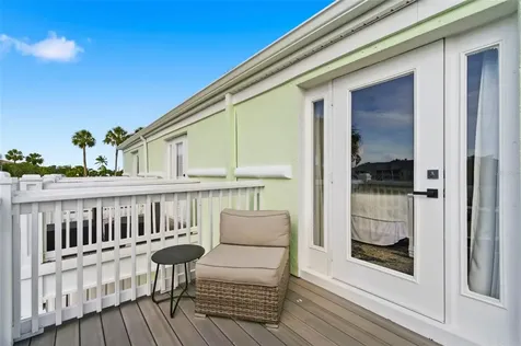 4751 Coquina Key Drive SE St Petersburg FL 33705