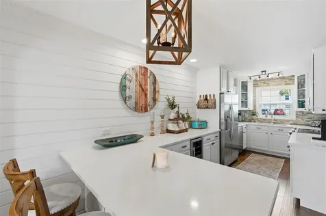 4751 Coquina Key Drive SE St Petersburg FL 33705