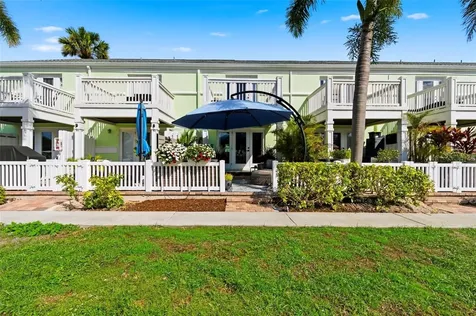 4751 Coquina Key Drive SE St Petersburg FL 33705