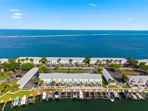 4751 Coquina Key Drive SE St Petersburg FL 33705